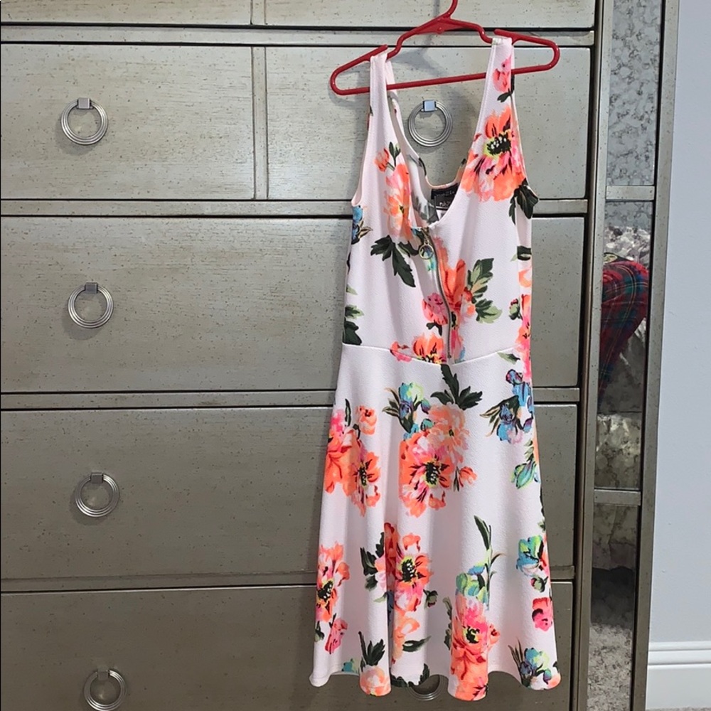 Floral printed dress NEW